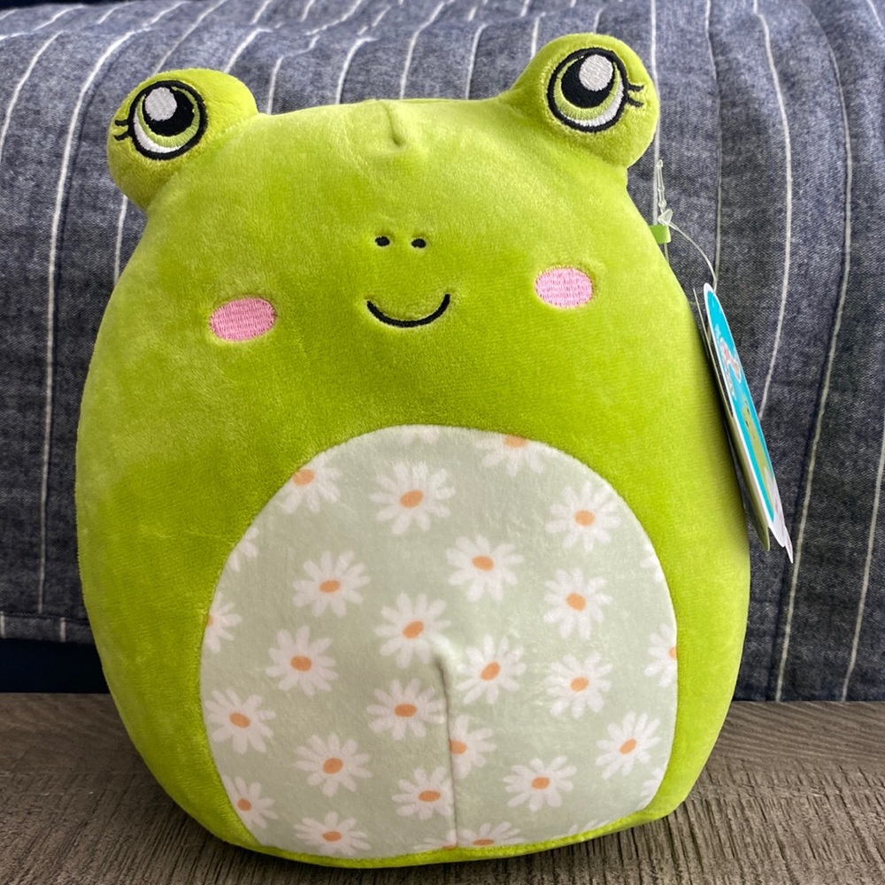 New Release 8” Easter SquishMallow *Wendy*